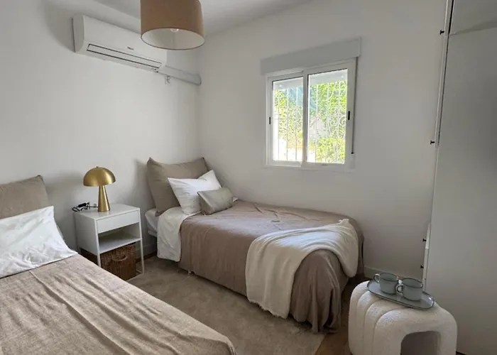 Villa In Nueva Andalucia Close To Everything