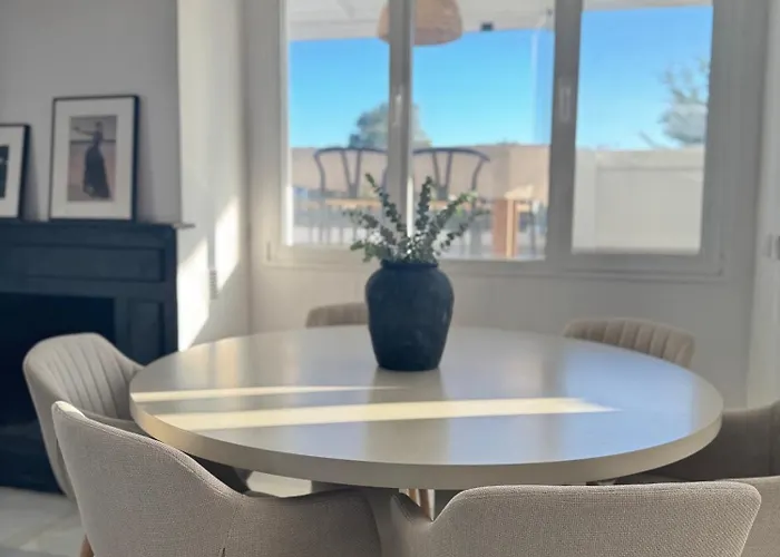 In Nueva Andalucia Close To Everything Willa