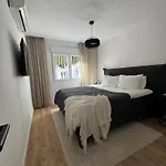 Villa In Nueva Andalucia Close To Everything